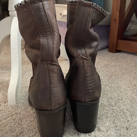 Ovyé brown leather ankle boots 6.5-7 - Picture 4 of 10